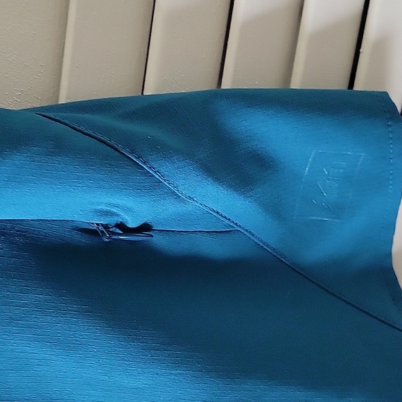 REI Blue Button Up Hiking Breathable Top Size Small. - Picture 6 of 7